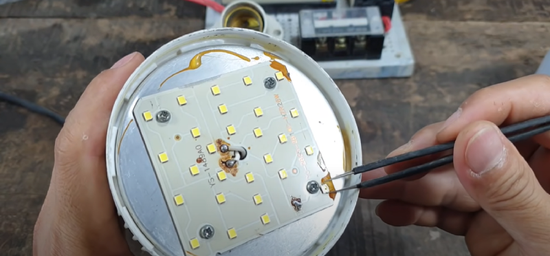 Cách sửa bóng đèn LED do hỏng hoặc cháy Chip LED