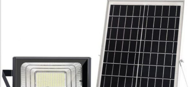 Đèn năng lượng mặt trời 300W 