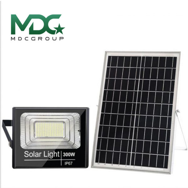 Đèn năng lượng mặt trời 300W